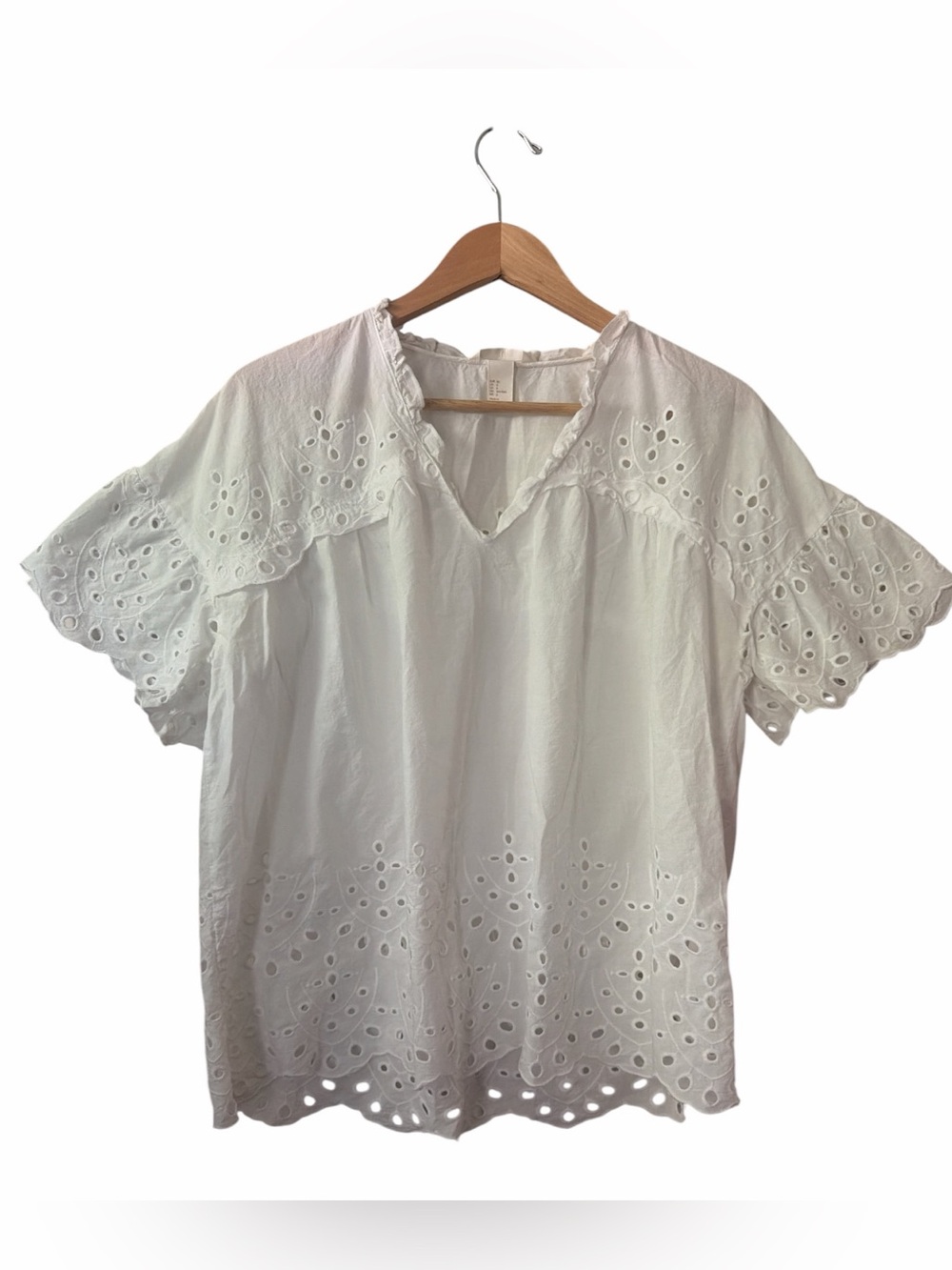 H&M White Eyelet Short Sleeve Top V-Neck Scalloped Hem Women’s 6 Boho Revival